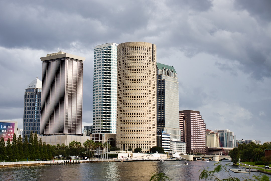 Tampa Bay Florida waterfront skyline for a Realtor referral guide about clients moving to Nashville and Middle Tennessee